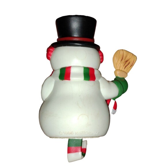 Vintage Christmas Plastic Stocking Hanger/Holder Snowman 1986 Nationwide 4”H - Picture 3 of 7
